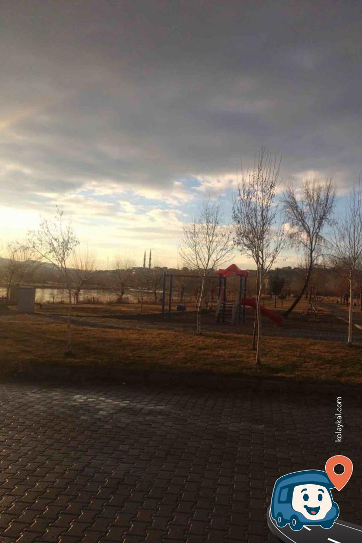 Kızılırmak Kenarı Otopark ve Kamp Alanı - Avanos, Nevşehir