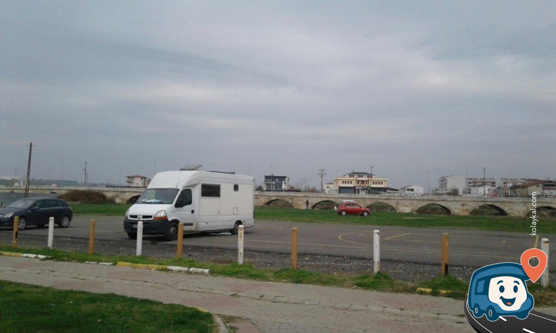 İstanbul Silivri Sahil Otoparkı Kamp Alanı