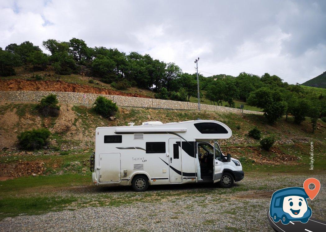 Tunceli Nehri Kenarı Karavan ve Kamp Alanı - Tunceli Merkez