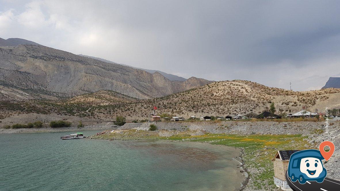 Uzundere Gölü Kenarı Otopark ve Kamp Alanı - Erzurum