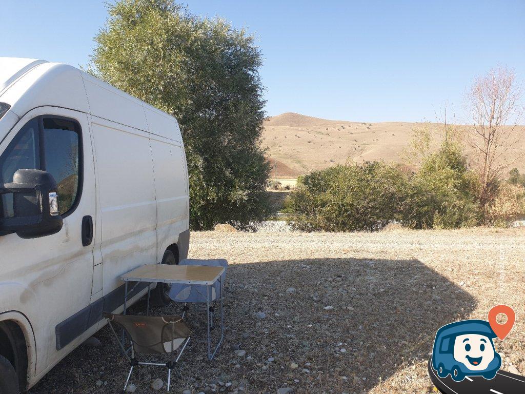 Aşkale Nehir Kenarı Sakin Kamp Alanı - Erzurum