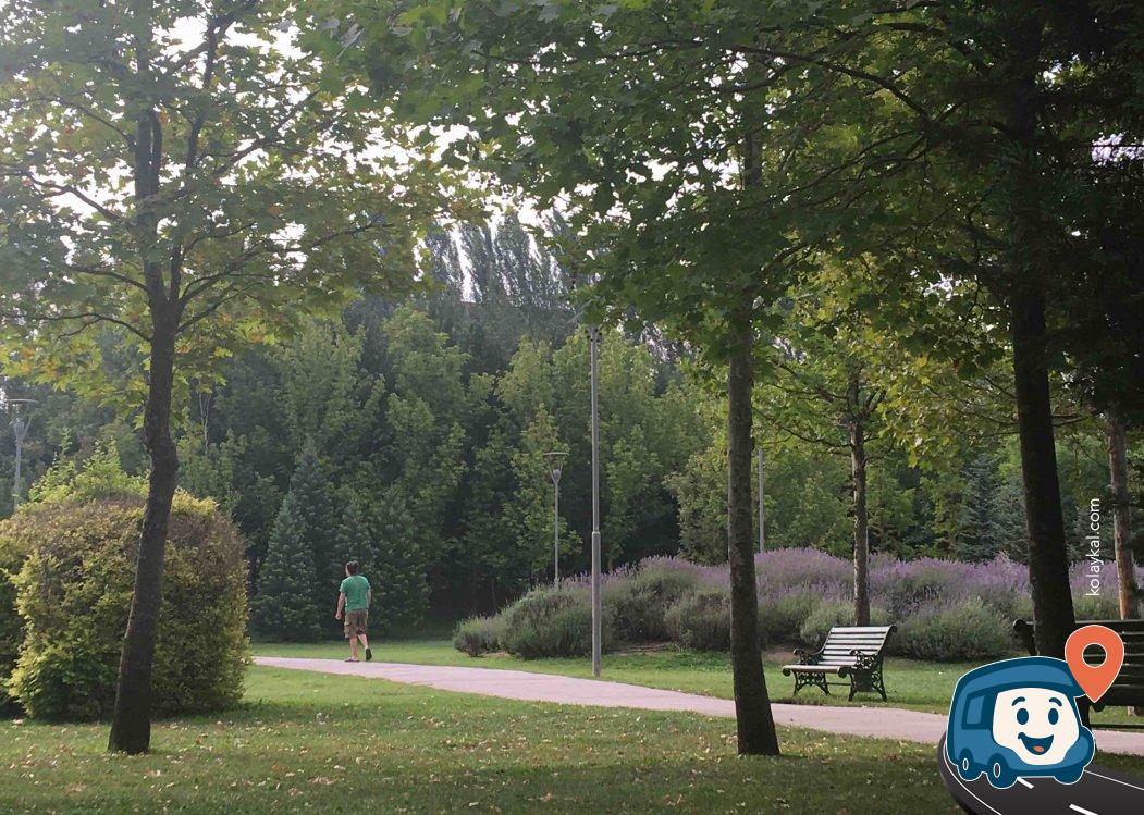 Sazova Parkı Geceleme Otoparkı - Tepebaşı, Eskişehir