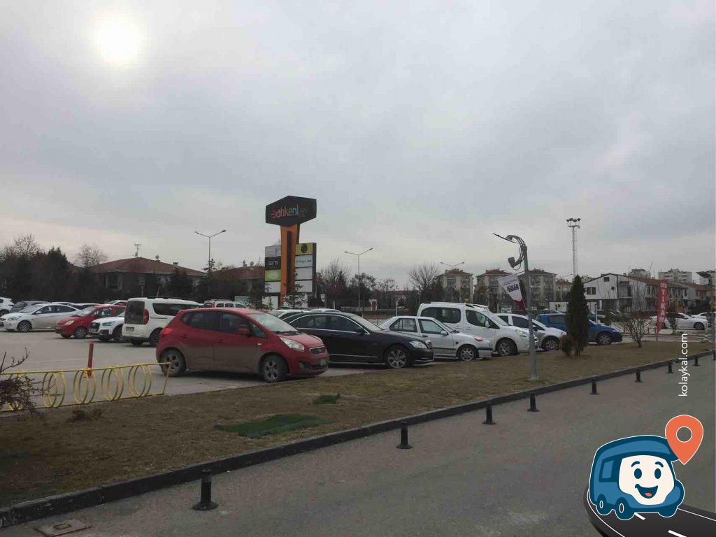 Eskişehir Merkez Süpermarket Yakını Otopark - Tepebaşı