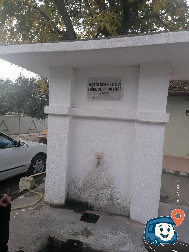 Küçükkuyu Mezarlığı Girişi Servis Alanı - Burhaniye, Balıkesir