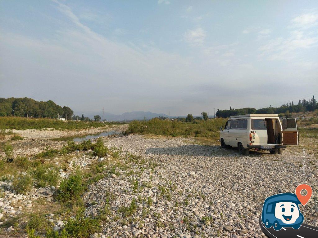 Nehir Kenarı Piknik ve Konaklama Alanı - Konyaaltı, Antalya