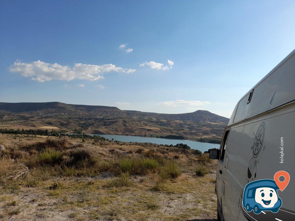 Göl ve Kanyon Manzaralı Kamp Alanı - Ürgüp, Nevşehir
