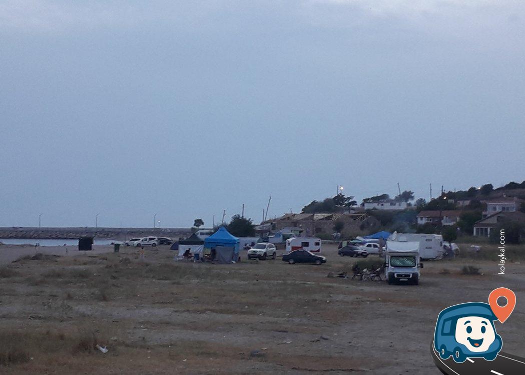 Sultaniçe Sahili Ücretsiz Kamp Alanı - Enez, Edirne