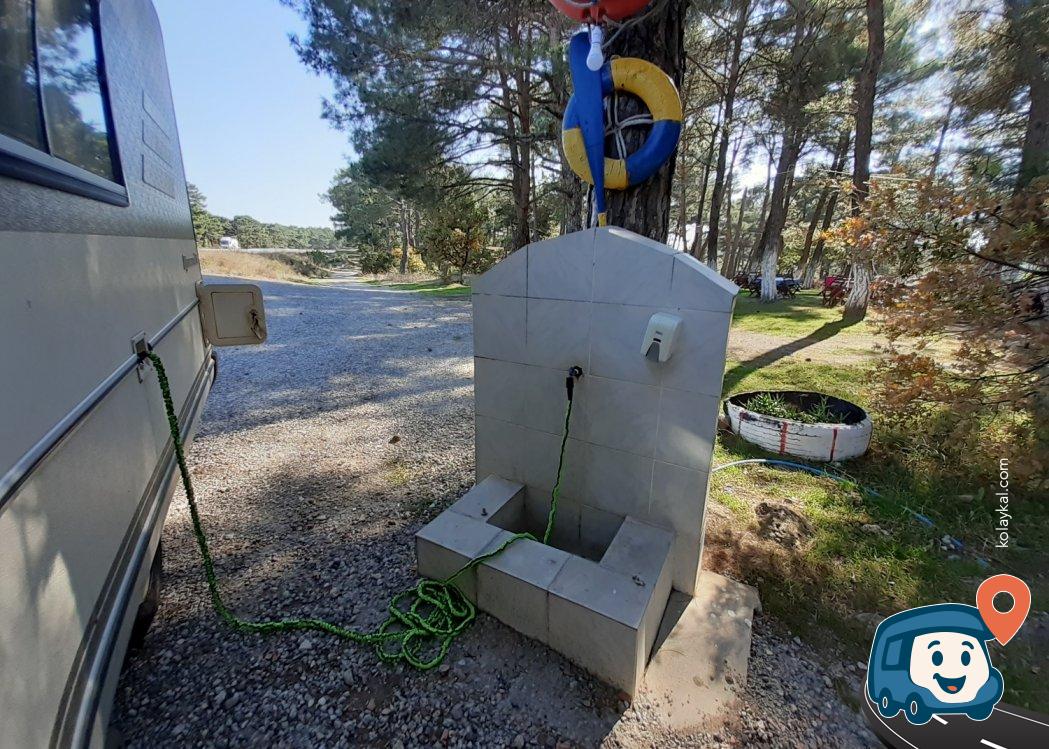 Ayvacık Yolu Kenarı Su Kaynağı ve Mola Yeri - Çanakkale