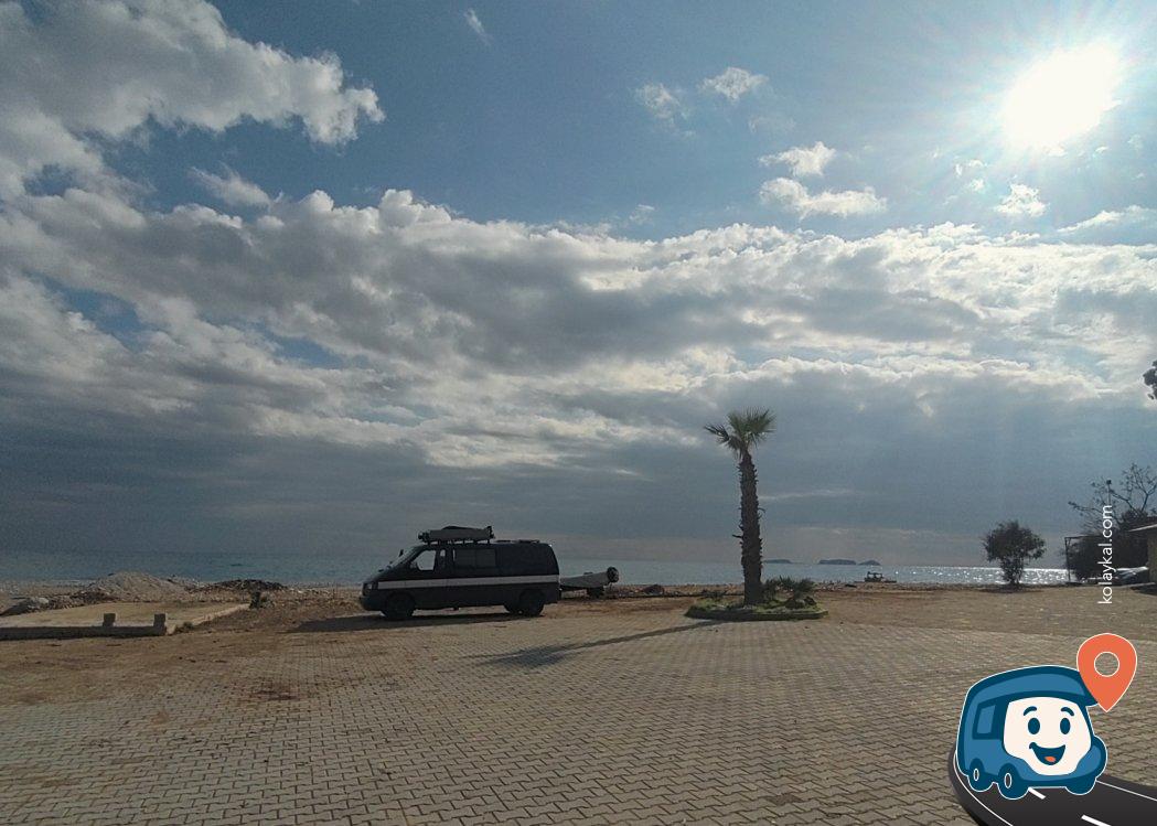 Kemer Sahili Kamp ve Otopark Alanı - Antalya