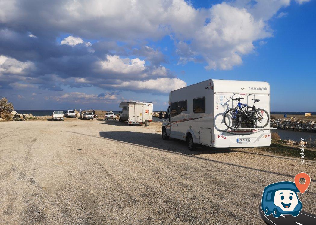 Mersin Sahili Kamp Alanı ve Otoparkı - Silifke