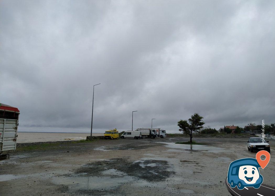 Sakin Sahil Otoparkı - Yakakent, Samsun