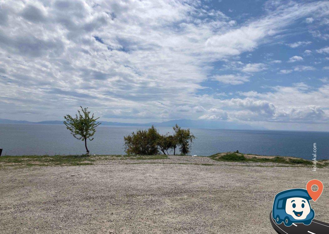 Manzaralı Ücretsiz Otopark - Menderes, İzmir