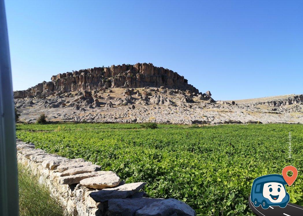 Güzelyurt Kilise Manzaralı Kamp Alanı - Aksaray