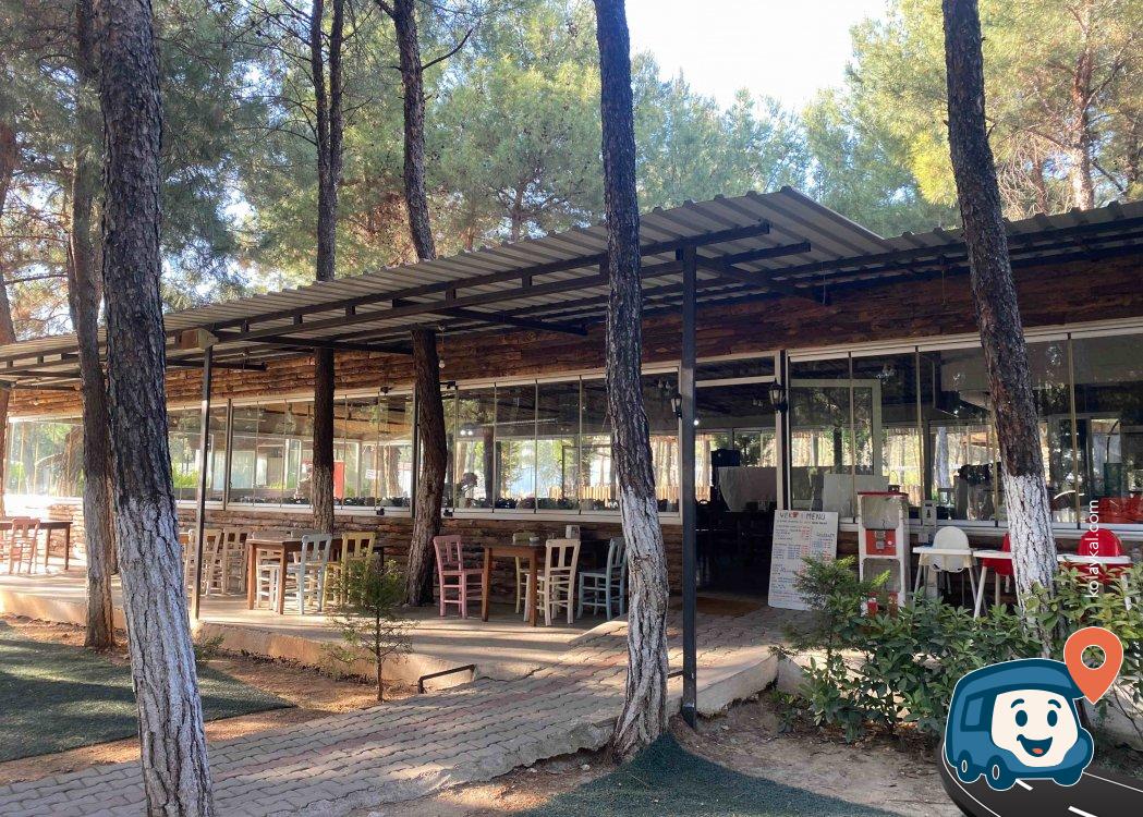 İzmir Buca'da Restoran Yanı Kamp Alanı