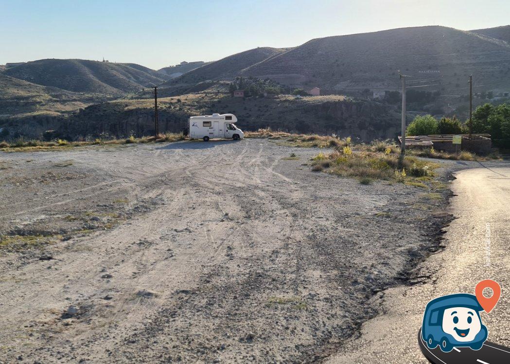 Belisırma Vadi Girişi Otoparkı - Güzelyurt, Aksaray