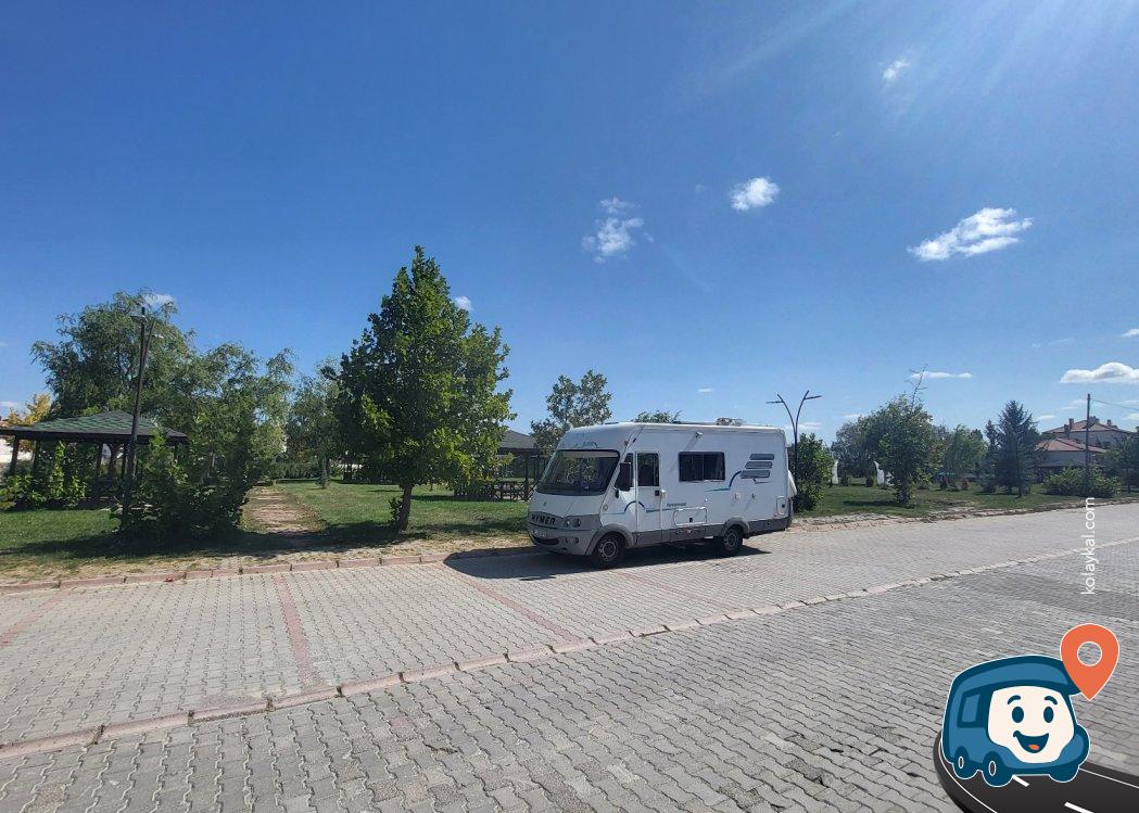 Gülsu Kır Bahçesi Piknik Alanı - Şarkışla, Sivas