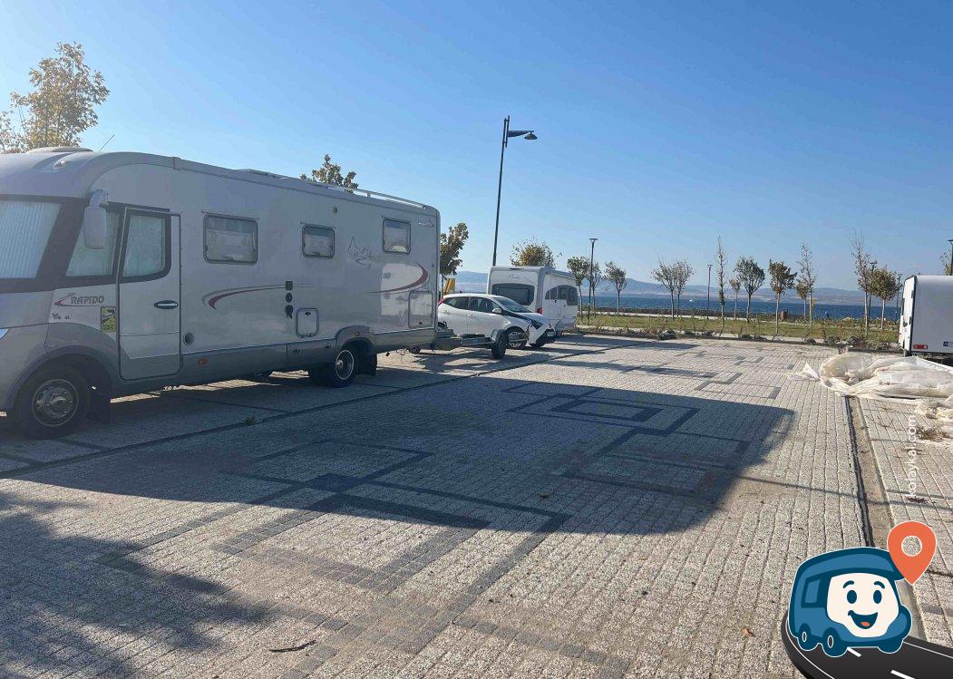 Köprü Manzaralı Ücretsiz Kamp ve Otopark Alanı - Lapseki, Çanakkale