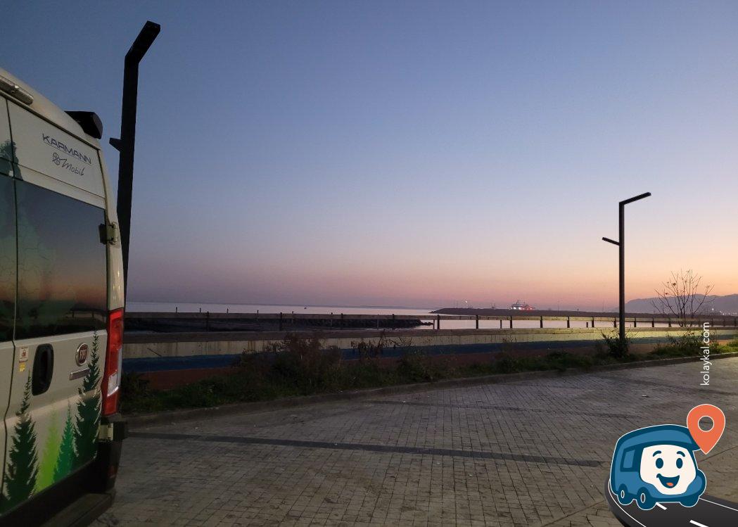 Vakfıkebir Sahil Yolu Otopark ve Kamp Alanı - Trabzon