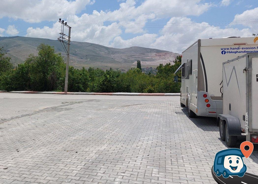 Gümüşler Manastırı Yakını Kamp ve Otopark Alanı - Niğde Merkez, Niğde