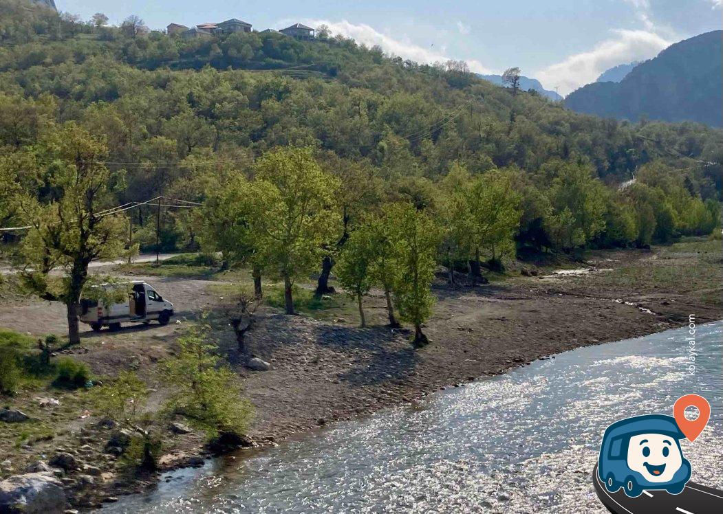Taşkent Köprüsü Yanı Nehir Kenarı Kamp Alanı - Sarıveliler, Karaman