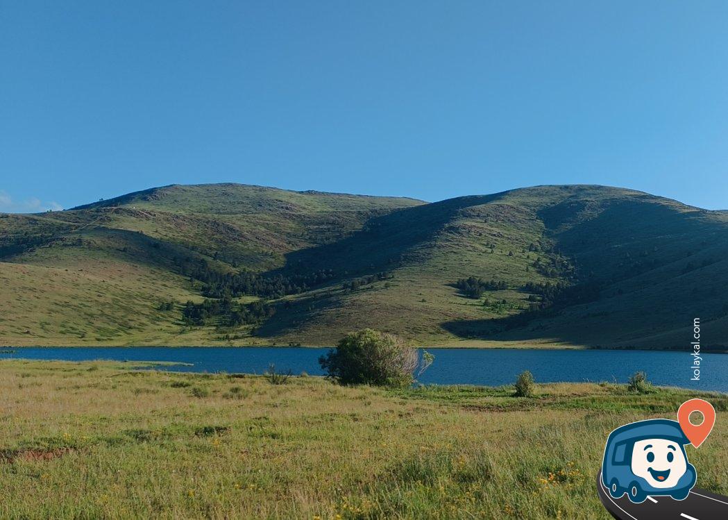 Erzincan Gölü Manzaralı Kamp Alanı - Refahiye