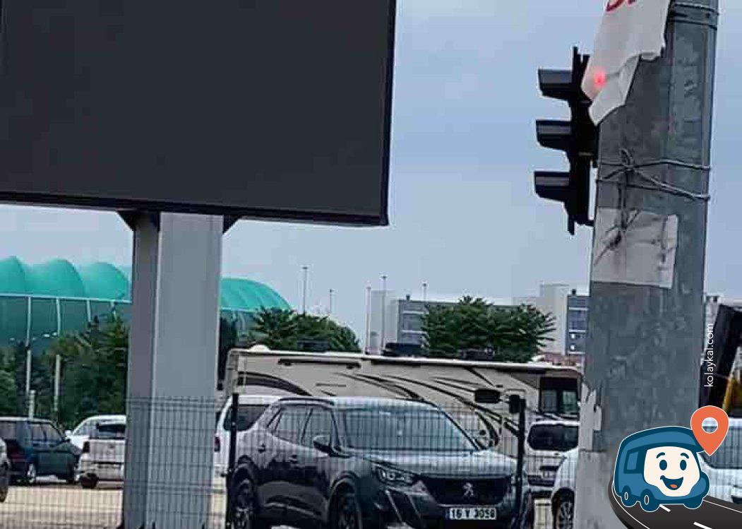 Bursa Sheraton Otel ve Marka Avm Yanı Otopark - Ni̇lüfer