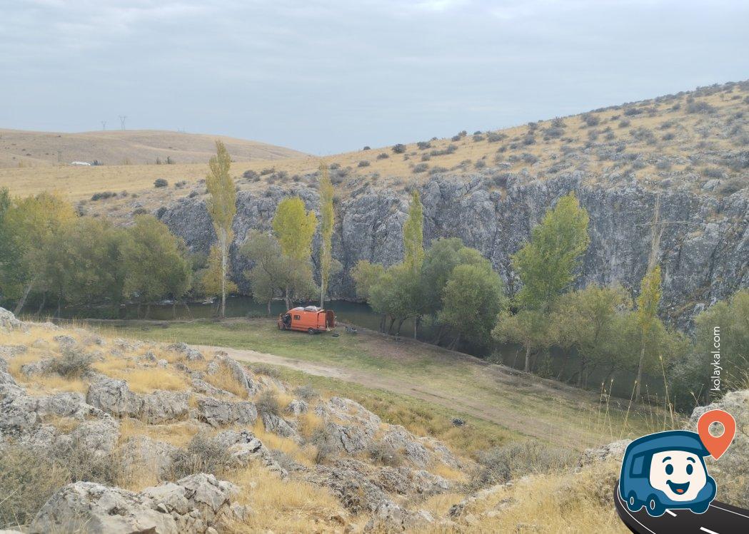 Kızılırmak Nehri Kenarı Kamp Alanı - Afşin, Kahramanmaraş