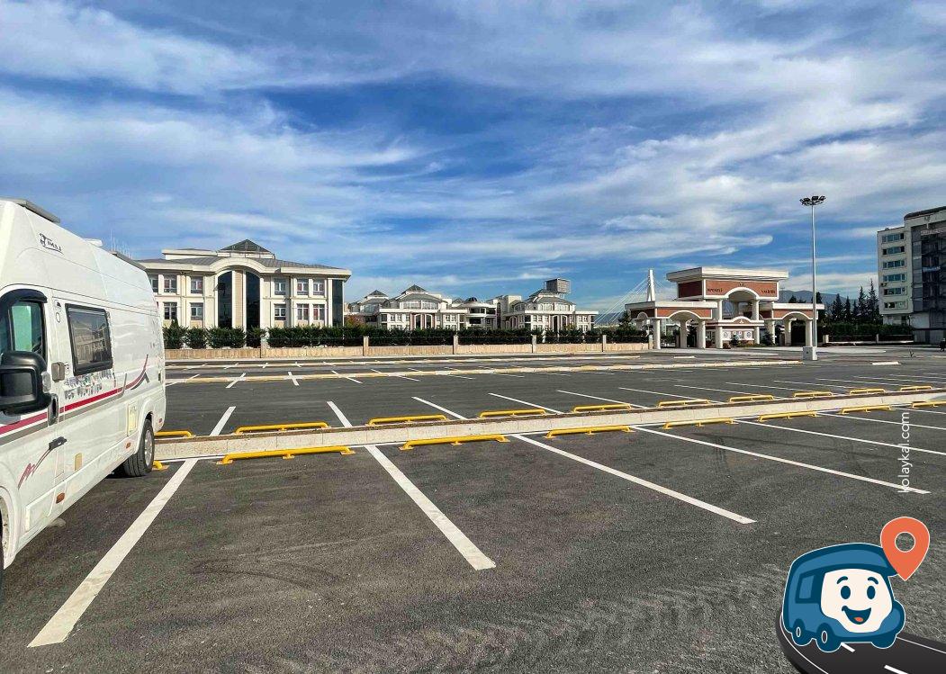 İzmit Merkezi Karavan Park Alanı - Kocaeli