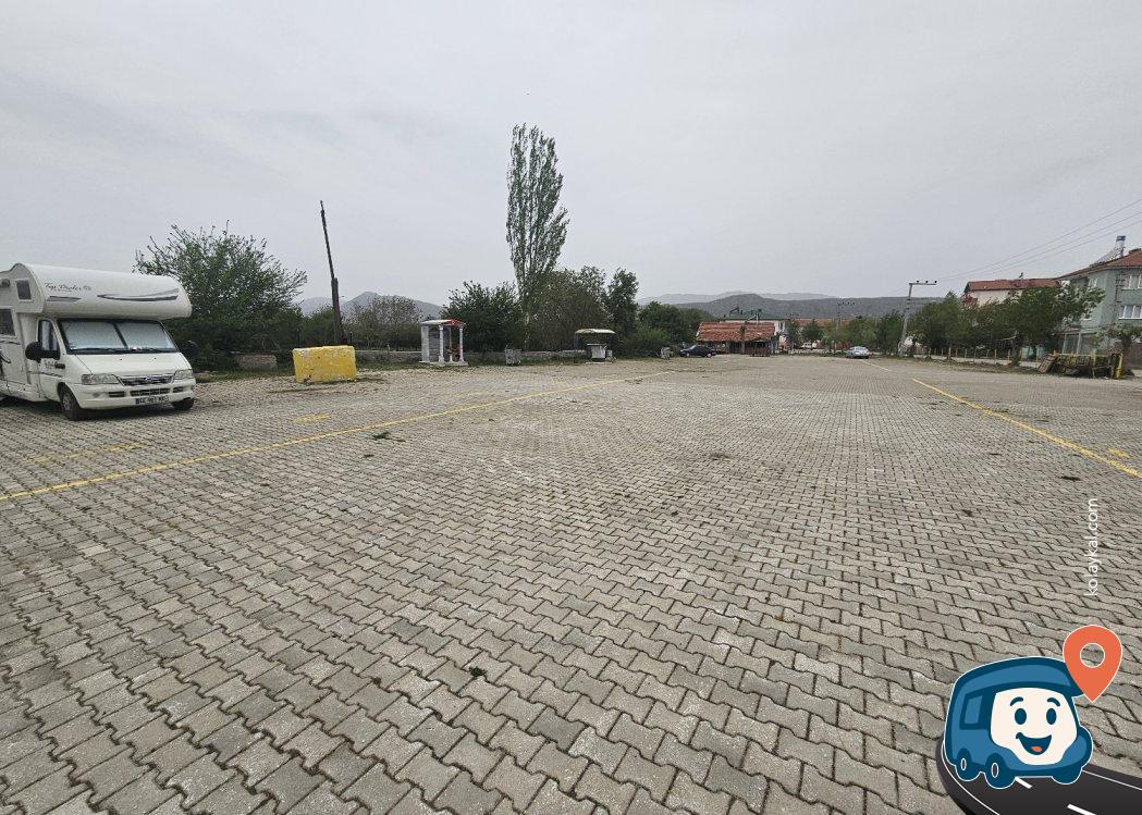 Beyşehir Düz ve Sakin Otopark Alanı - Konya
