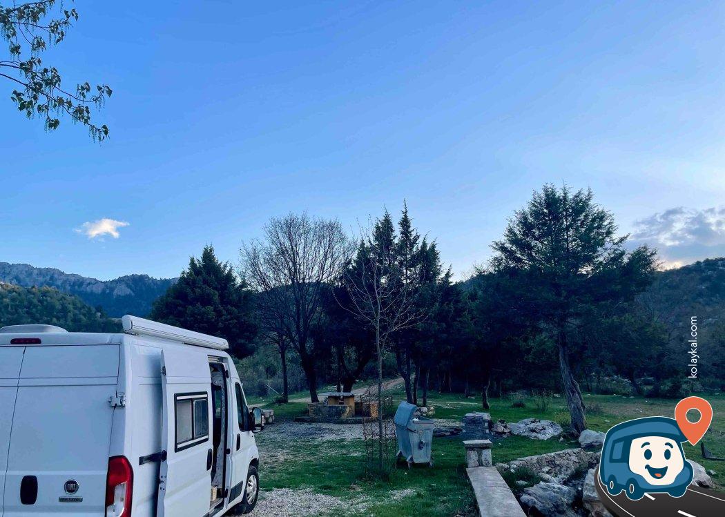 Altınbeşik Mağarası Yakınında Sakin Mola Noktası - İbradı, Antalya