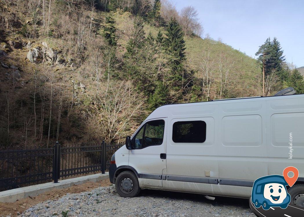 Kuzelan ve Mavigöl Şelaleleri Yakınındaki Otopark ve Kamp Alanı - Dereli, Giresun