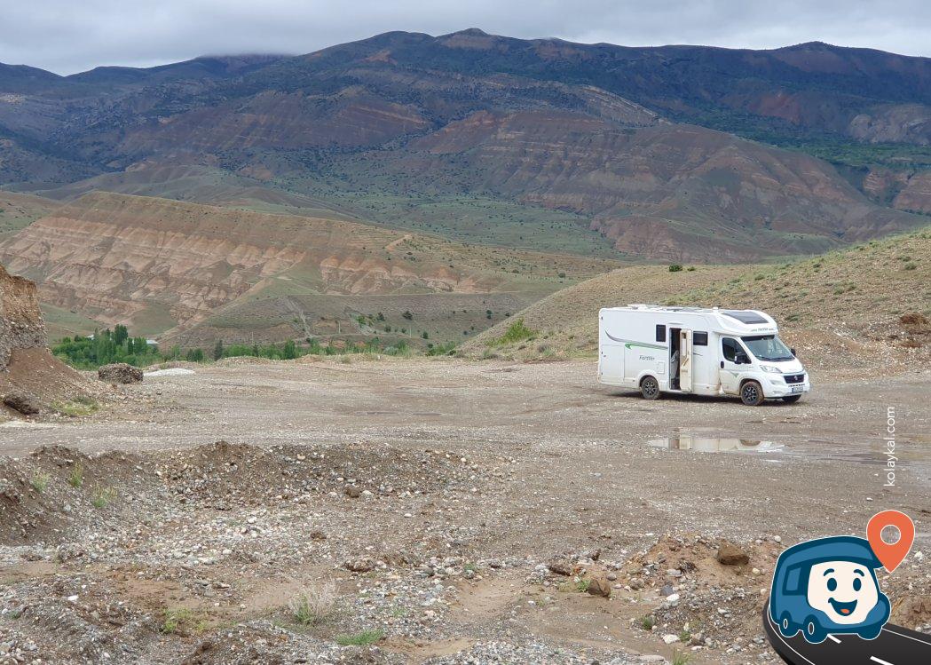 Tarihi Kent Yakınında Sakin Kamp Alanı - Kemah, Erzincan