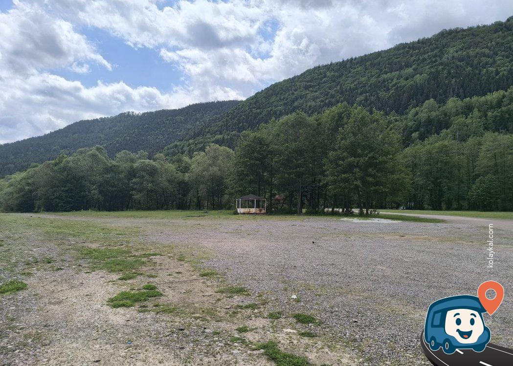 Posof Çayı Kenarı Piknik Alanı ve Kamp Yeri - Ardahan