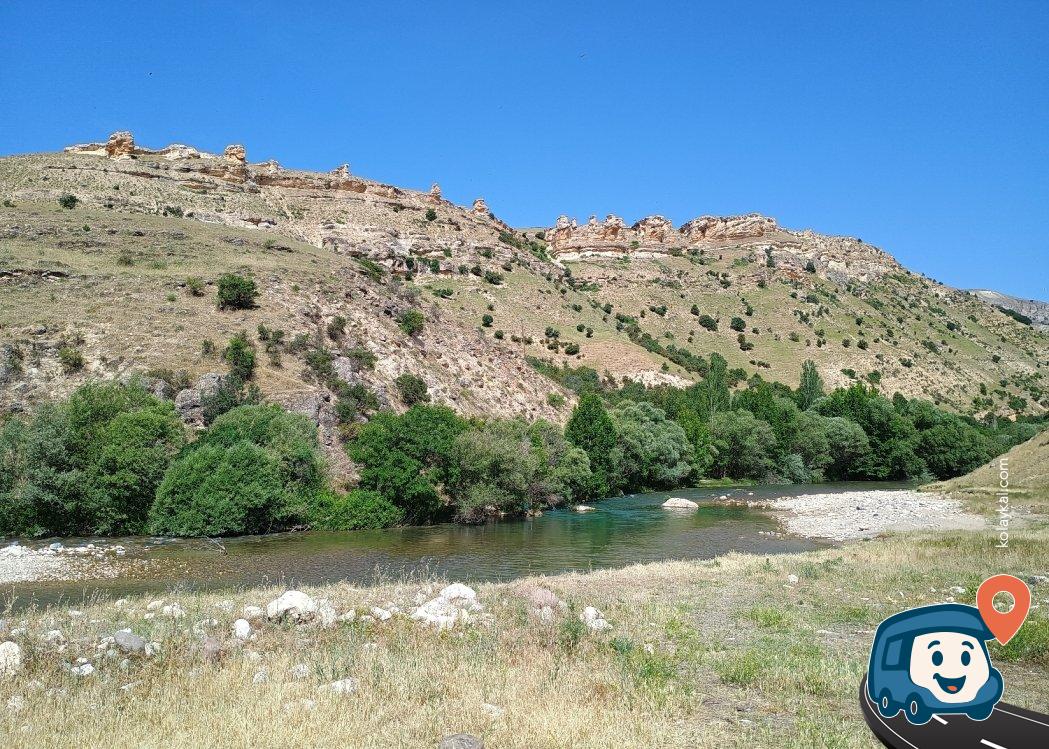 Çemişgezek Vişneli Nehir Kenarı Kamp Alanı - Tunceli