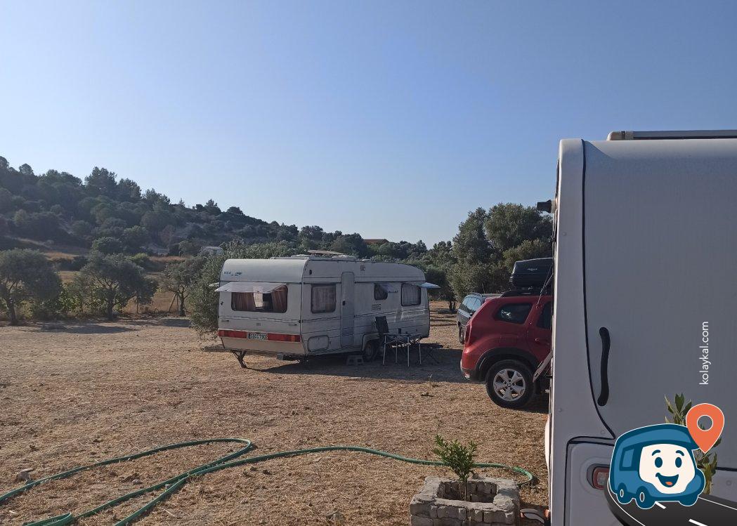 Alaçatı Kamp Alanı - Çeşme, İzmir