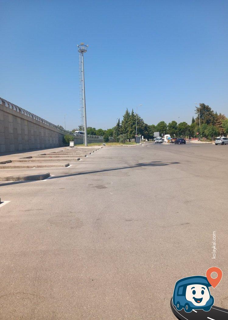 Adnan Menderes Havalimanı Yakını Otoparkı - Gaziemir, İzmir