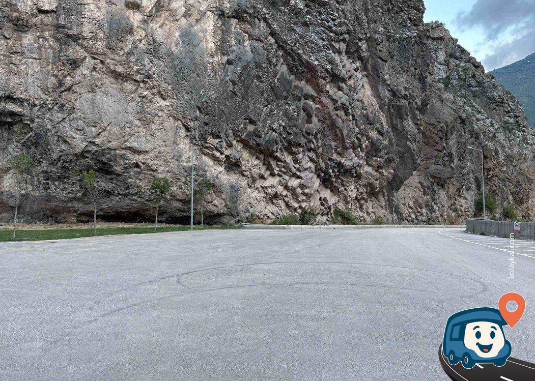 Artvin Şehir Merkezi Otoparkı - Artvin Merkez