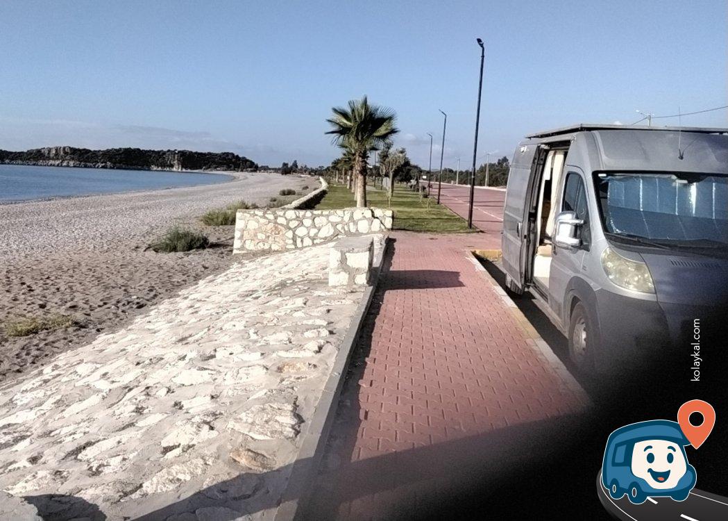 Kaş Halk Plajı Yanındaki Ücretsiz Otopark - Demre, Antalya