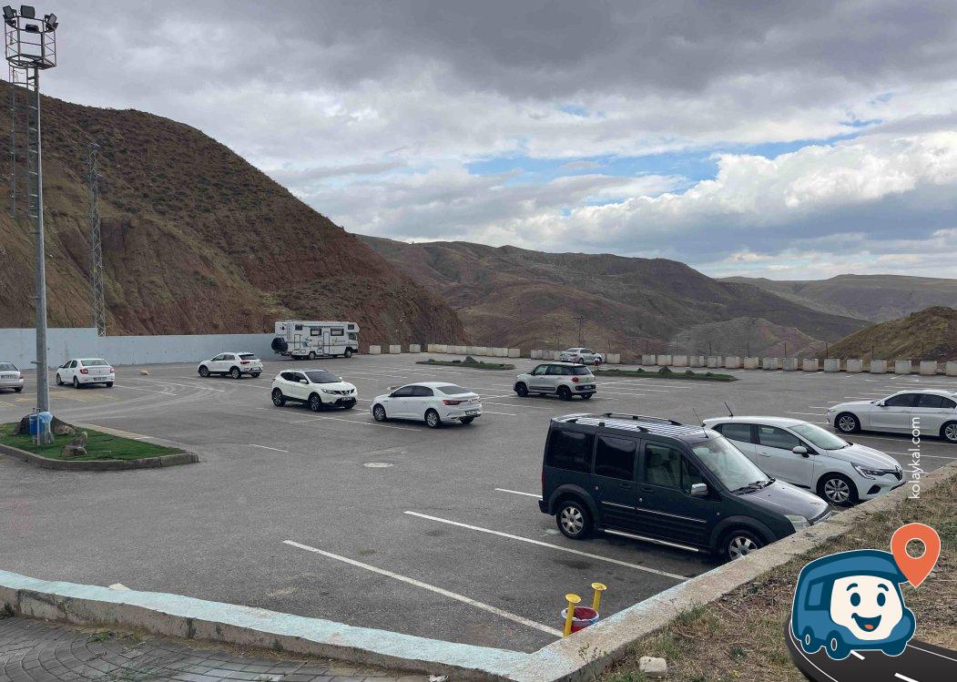 Çankırı Tuz Madeni Ziyaretçi Otoparkı ve Kamp Alanı - Çankırı Merkez