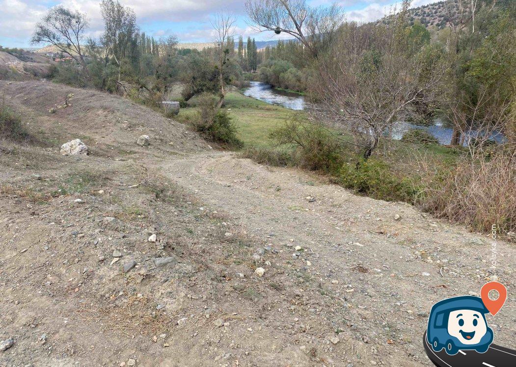 Yeşilırmak Kenarı Kamp ve Piknik Alanı - Çekerek, Yozgat