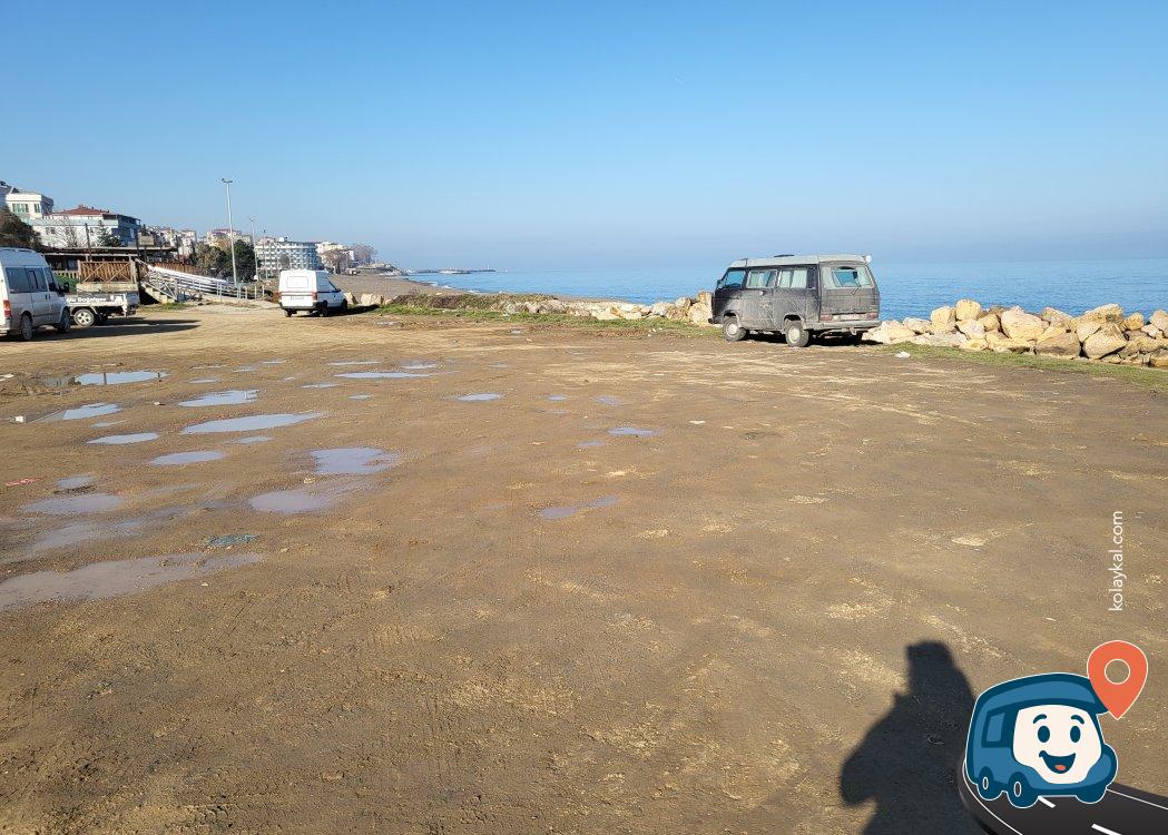 Çuhallı Plajı Yanı Sakin Kamp ve Otopark Alanı - Akçakoca, Düzce