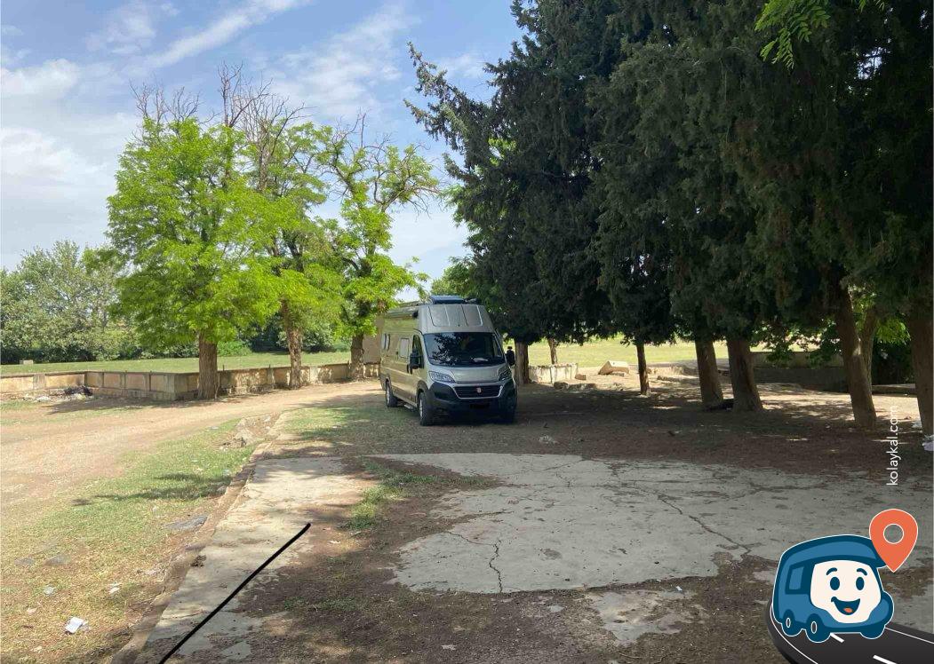 Terk Edilmiş Balık Göleti Kamp Alanı - Haliliye, Şanlıurfa