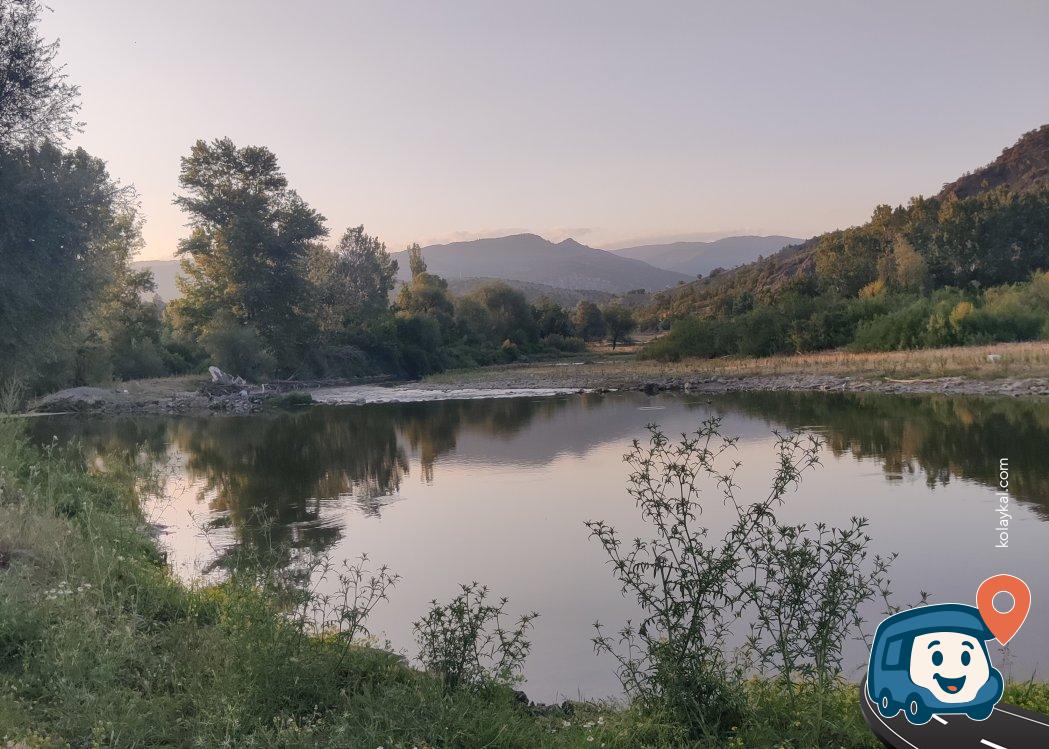 Kızılırmak Kenarı Kamp ve Dinlenme Alanı - Hanönü, Kastamonu