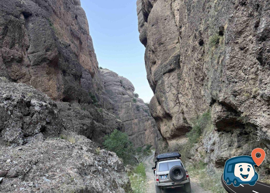 Saklı Kanyon Yanı Off Road Kamp Alanı - Bozkurt, Denizli