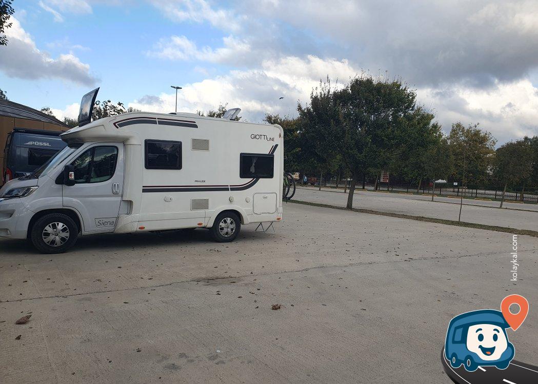 Kandıra Kefken Sahil Yanı Ücretsiz Otopark - Kocaeli