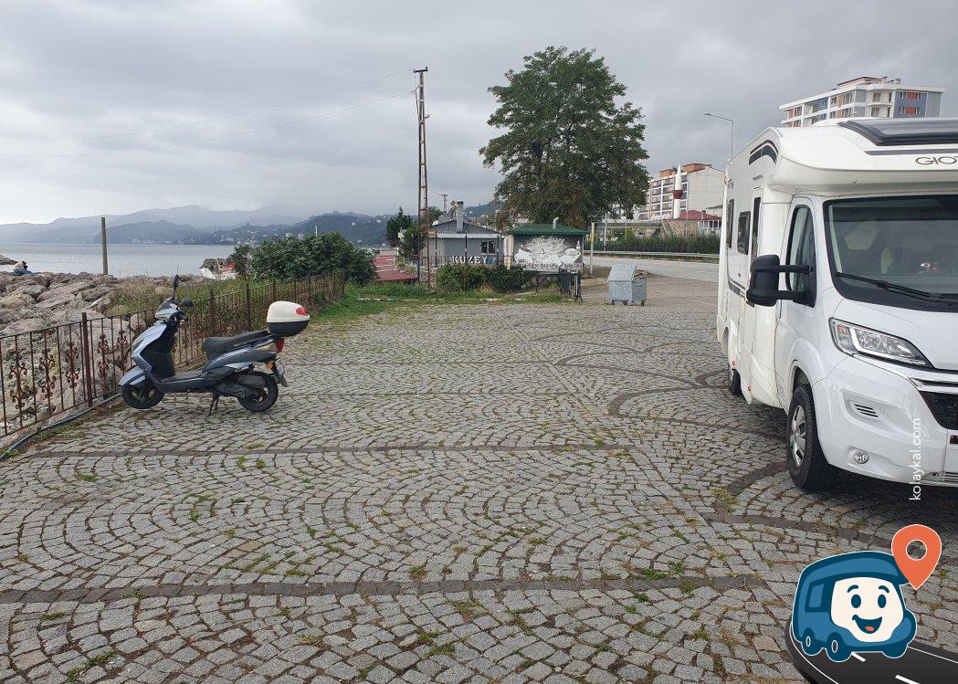 Giresun Sahil Kenarı Ücretsiz Otopark ve Su Kaynağı - Keşap