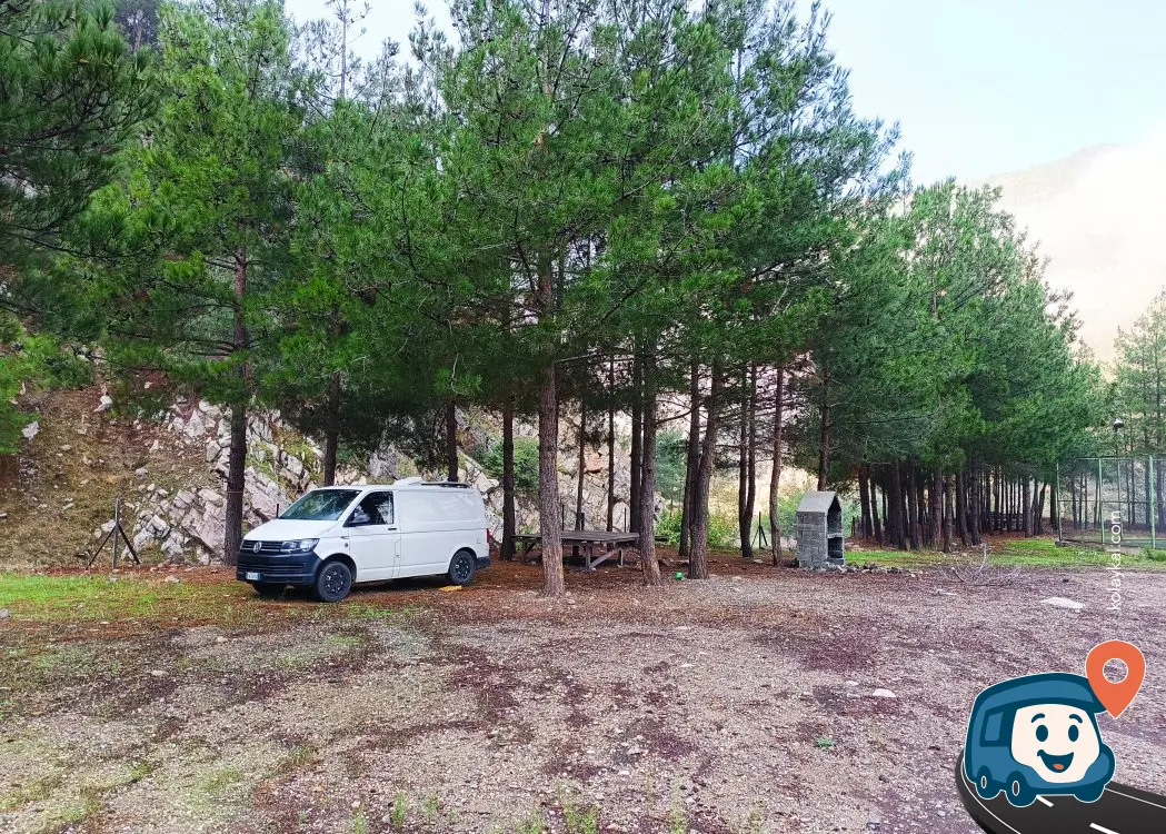 Kadirli Terk Edilmiş Piknik Alanı Kamp Yeri - Onikişubat, Kahramanmaraş