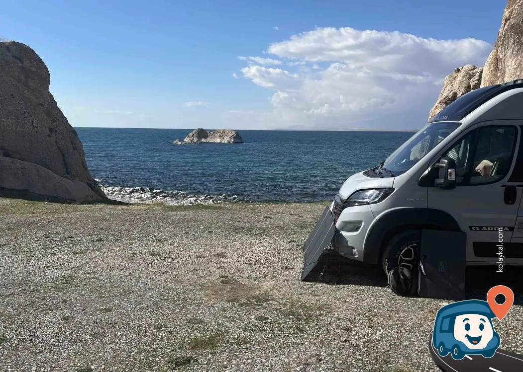 Van Gölü Kenarı Sakin Kamp ve Park Alanı - Tuşba