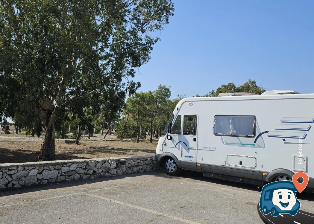 Yol Kenarı Otopark ve Piknik Alanı - Muratpaşa, Antalya