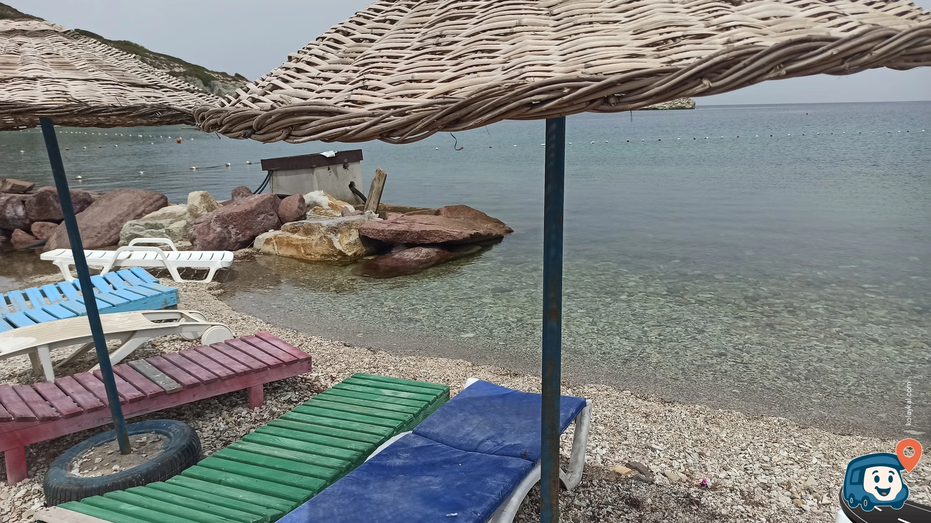 Sazlıca Plajı ve Kamp Alanı - Foça, İzmir